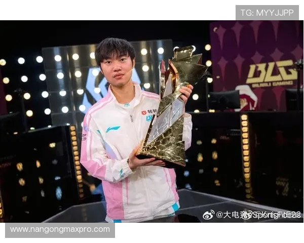 重磅！电竞巨头新晋签约明星选手，引爆全球战队激烈竞争！
