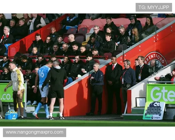罗德里高强度出场对曼城体能健康的潜在风险分析